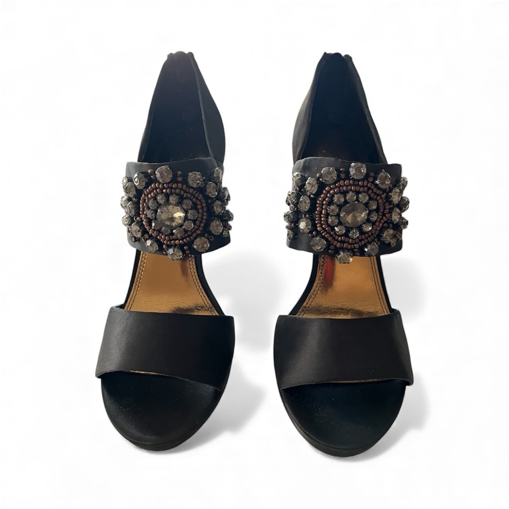 NWOT Elegant Black Embellished Women's Sandals by Chinese Laundry